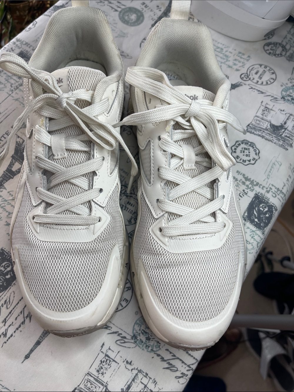 Reebok women’s white Mesh Lace-Up Sneakers
10